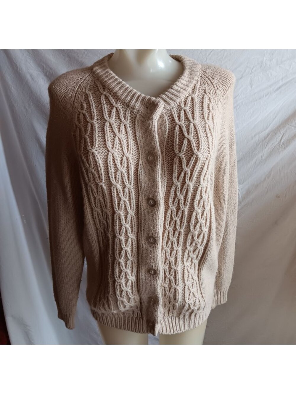 Women's Cardigan Sweater Medium Vintage Cable Knit Ribbed Cuffs Beige 1960's